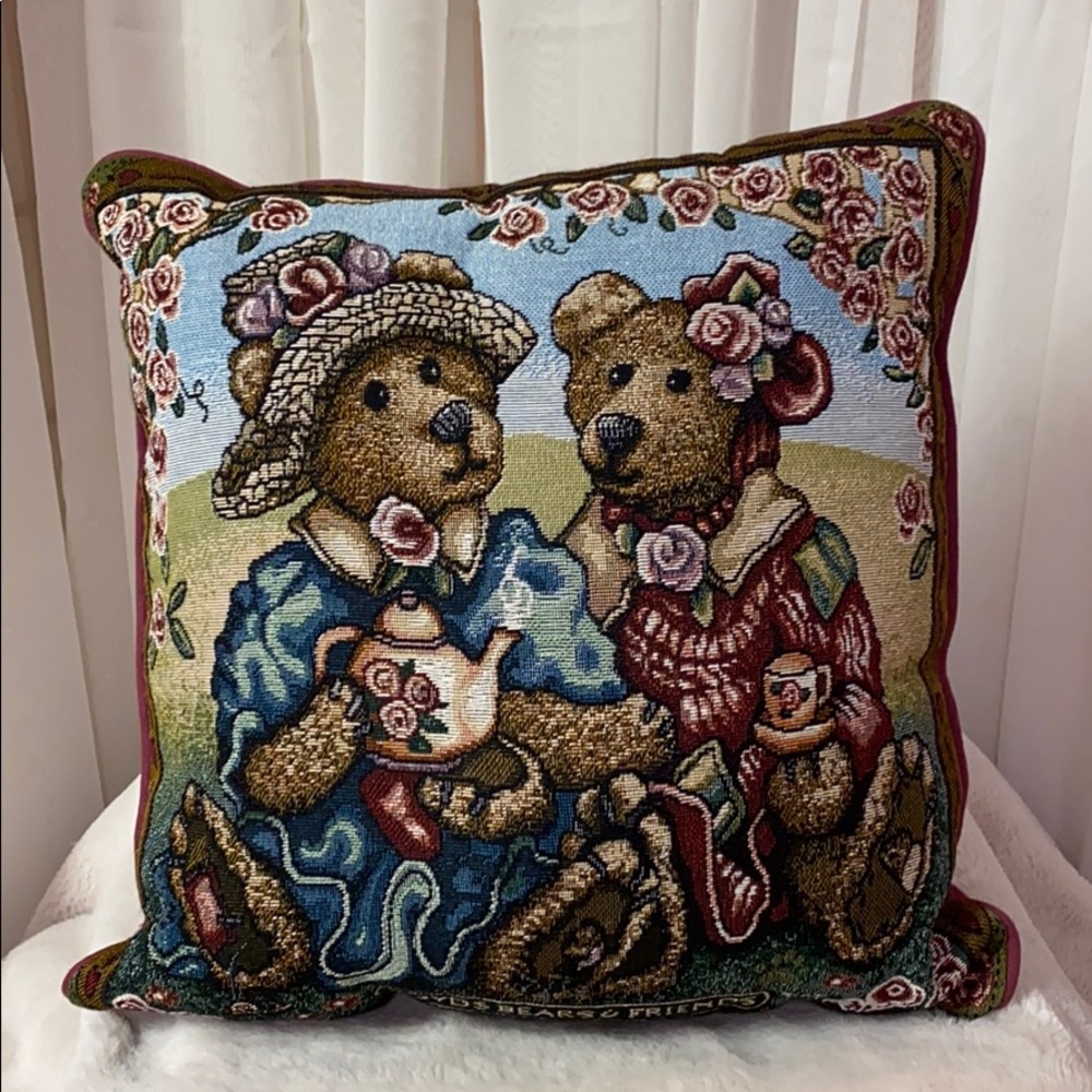 Vintage Boyd’s Bears Accent Pillow